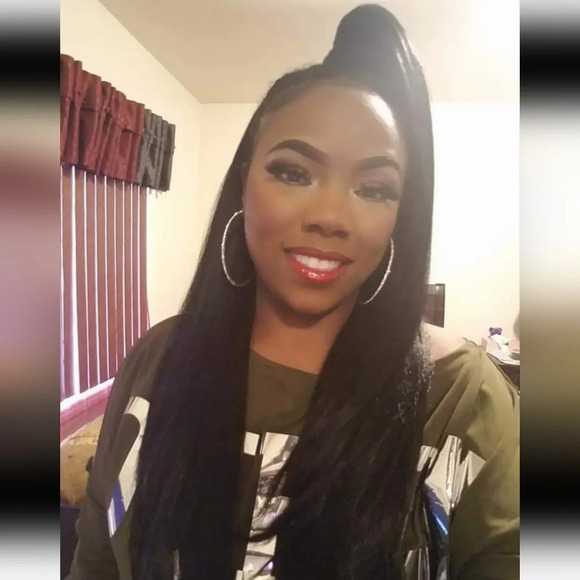 IT'S A WIG GOLDNTREE HALF WIG & PONYTAIL - HIGH & LOW 1 (color 1B) - Picture 3 of 7